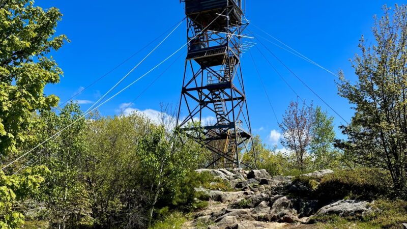 Eagle Cliff Trailhead - Sandwich, NH