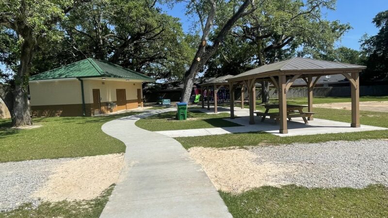 Saraland Town Center Park &Splash Pad - Saraland, AL