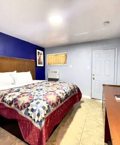 Golden Inn Motel - Seagoville, TX