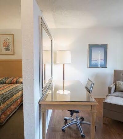 Seatac Inn and Airport Parking - SeaTac, WA