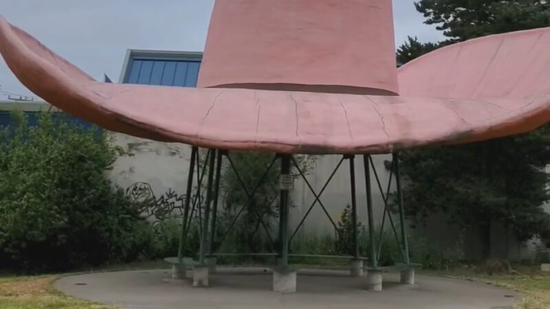 Hat & Boots Park (Oxbow Park) - Seattle, WA