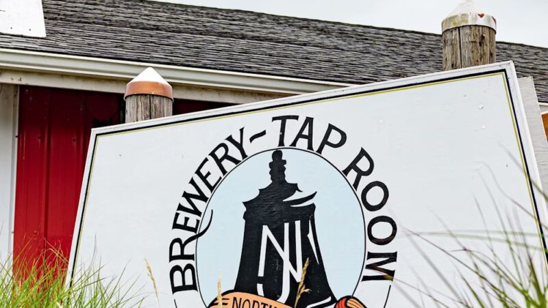 North Jetty Brewing and Cocktail Lounge - Seaview, WA