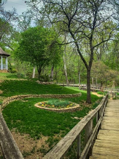 The Hollow - Sedan, KS