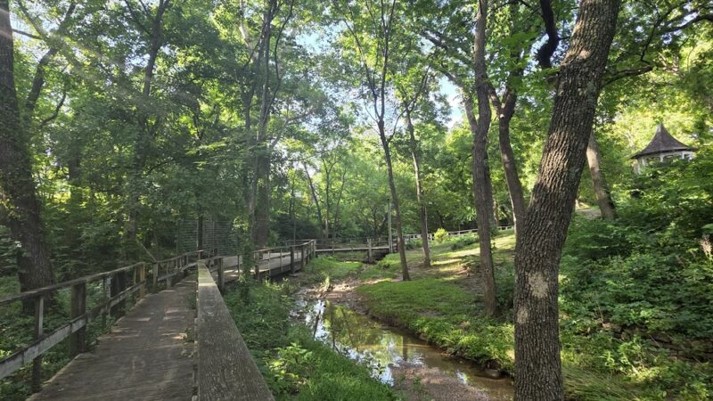 The Hollow - Sedan, KS