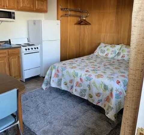 Curley's Resort & Dive Center - Sekiu, WA