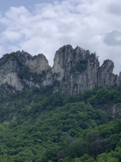 Seneca Rocks Trailhead - Seneca Rocks, WV