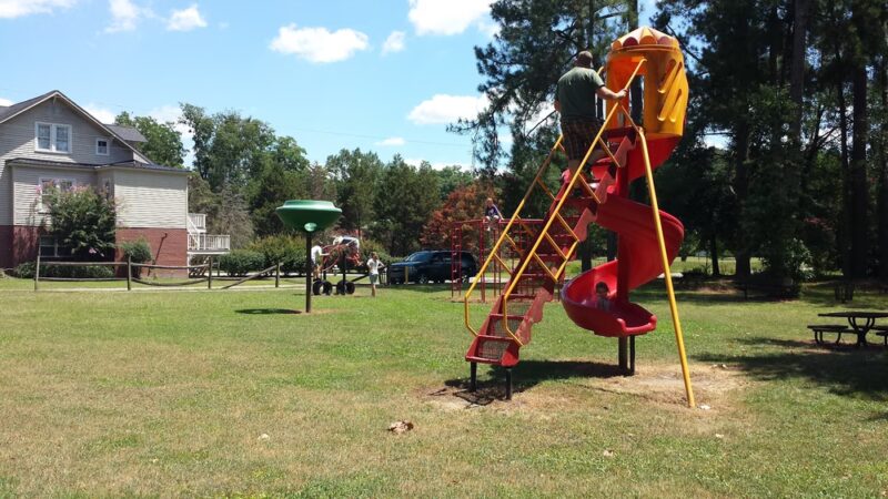 Seven Springs Community Park - Seven Springs, NC