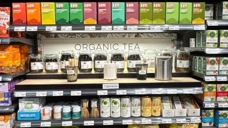 MOM's Organic Market - Severna Park, MD