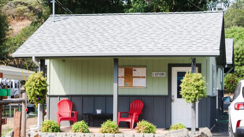 Shady Trails RV Park - Shady Cove, OR