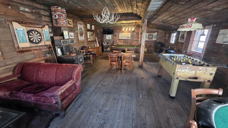 Firehouse RV Park - Shaniko, OR