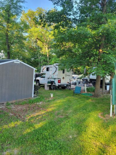 Deer Creek Campground - Sheridan, IL