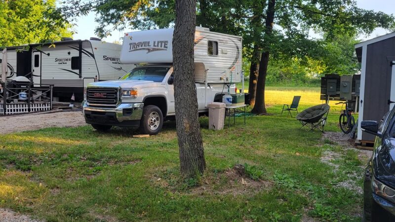 Deer Creek Campground - Sheridan, IL