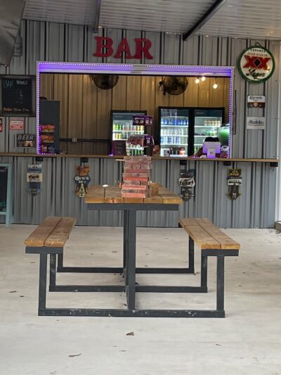 Food Truck'n Park & Sports Bar - Splendora, TX
