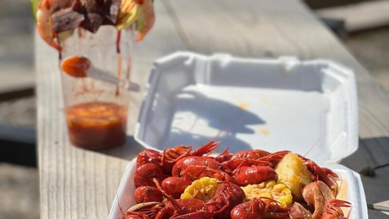 Food Truck'n Park & Sports Bar - Splendora, TX