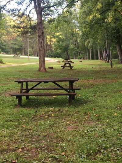 Paradise Lake Family Campground - Spout Spring, VA
