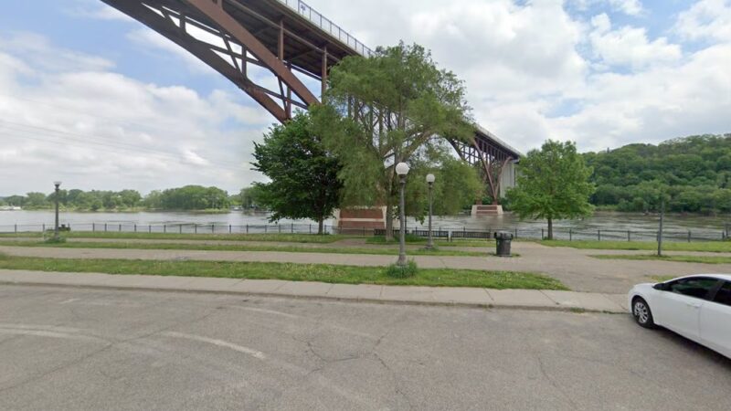 High Bridge Dog Park Parking - St Paul, MN