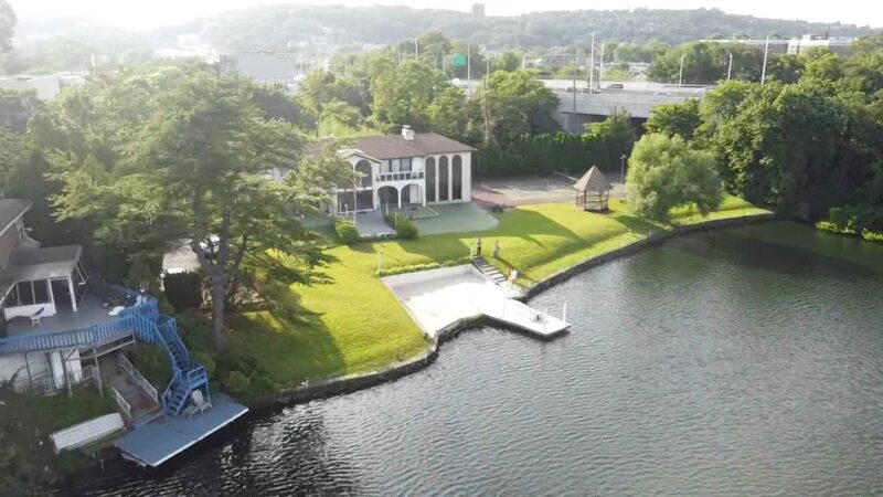 Brady's Pond Park - Staten Island, NY