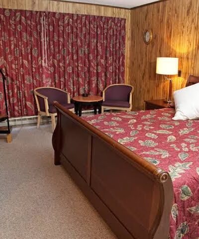 Evergreen Valley Inn & Villas - Stoneham, ME