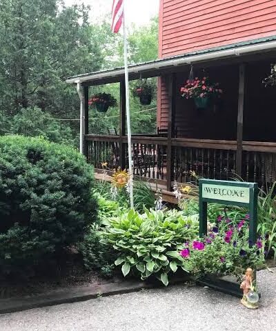 Evergreen Valley Inn & Villas - Stoneham, ME