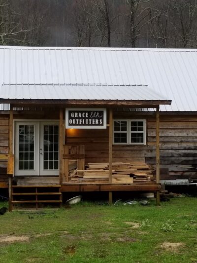Hillbilly Stays Campground / Grace Elk Outfitters -Elk Camp - Stoney Fork, KY