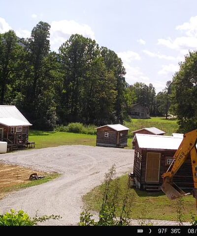 Hillbilly Stays Campground / Grace Elk Outfitters -Elk Camp - Stoney Fork, KY