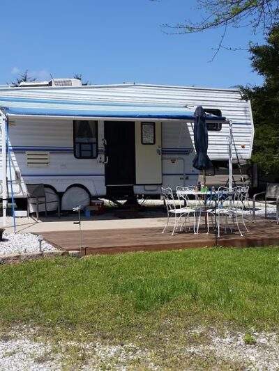 Dry Dock Campgrounds - Stoutsville, MO