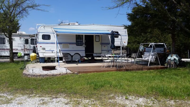 Dry Dock Campgrounds - Stoutsville, MO