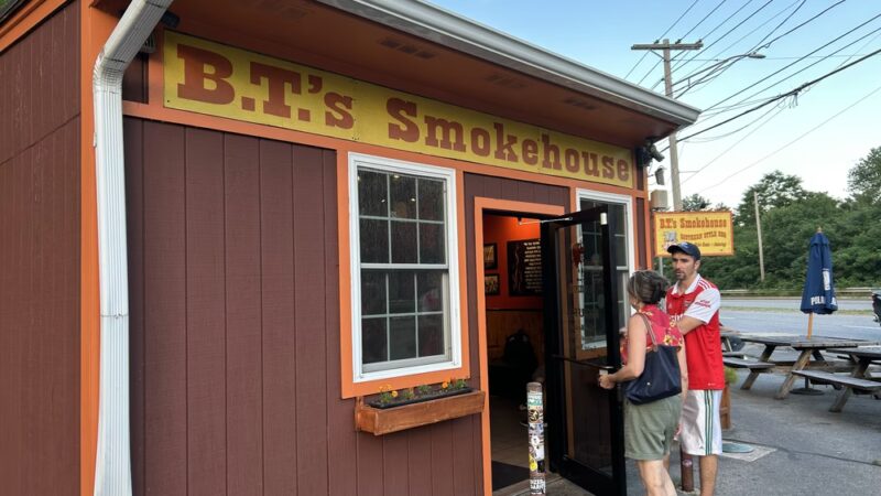 B.T.'s Smokehouse - Sturbridge, MA