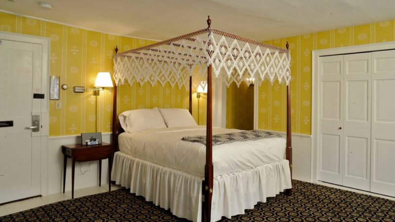 Old Sturbridge Inn & Reeder Family Lodges - Sturbridge, MA
