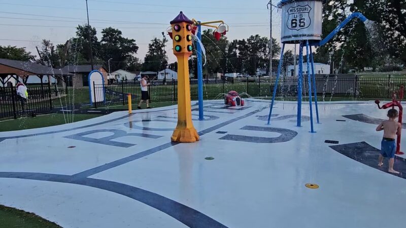U.S. Route 66 Sullivan Splash Park - Sullivan, MO