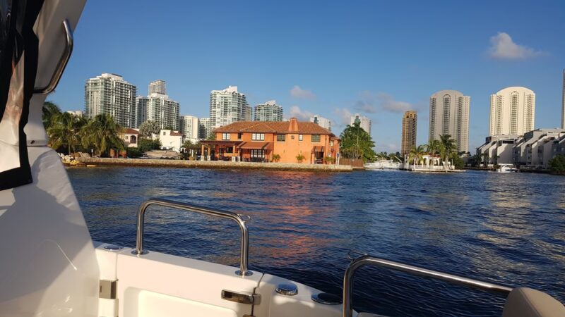 Bella Vista Park - Sunny Isles Beach, FL