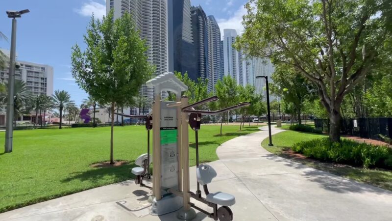 Town Center Park - Sunny Isles Beach, FL