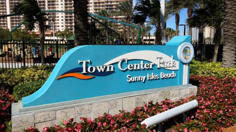 Town Center Park - Sunny Isles Beach, FL