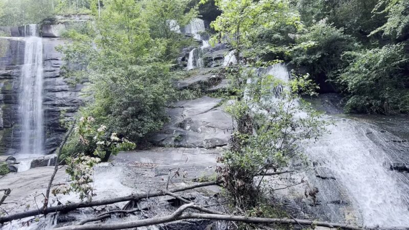 Upper Twin Falls Trail Trailhead - Sunset, SC