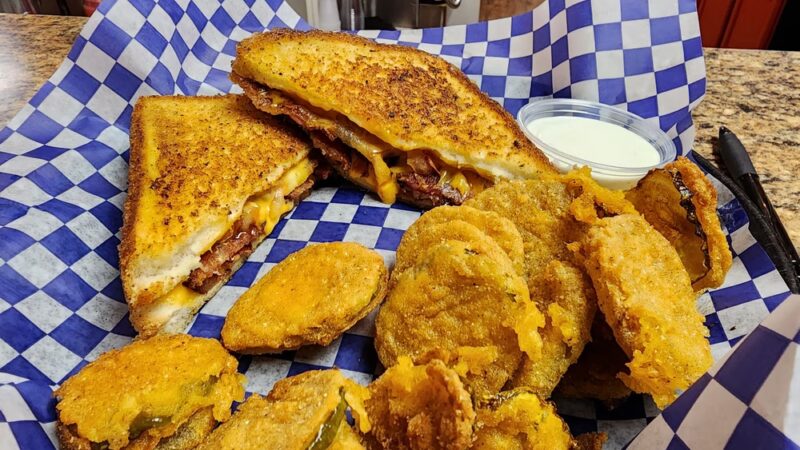 Big Dog Saloon - Surrey, ND