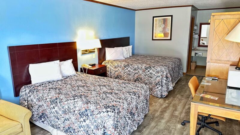 Night Inn Sweet Springs - Sweet Springs, MO