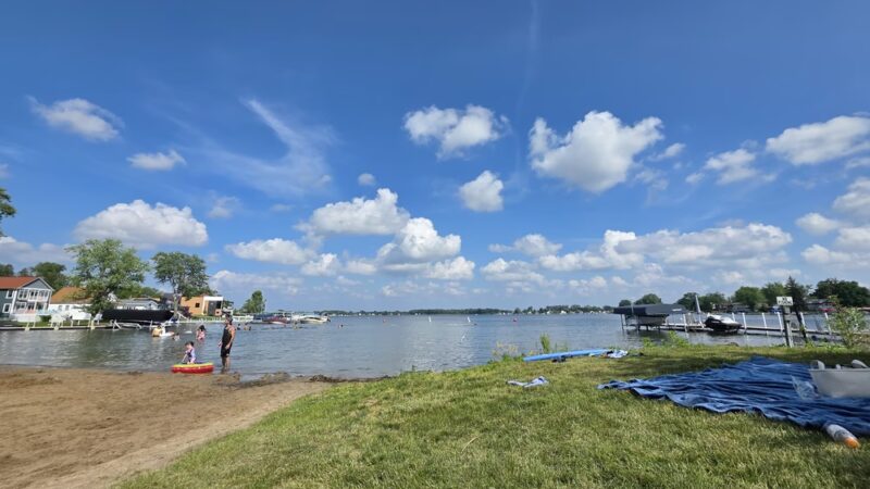 Syracuse Beach - Syracuse, IN