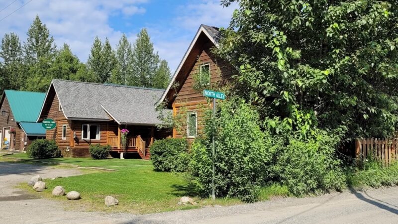 Talkeetna Village Park - Talkeetna, AK