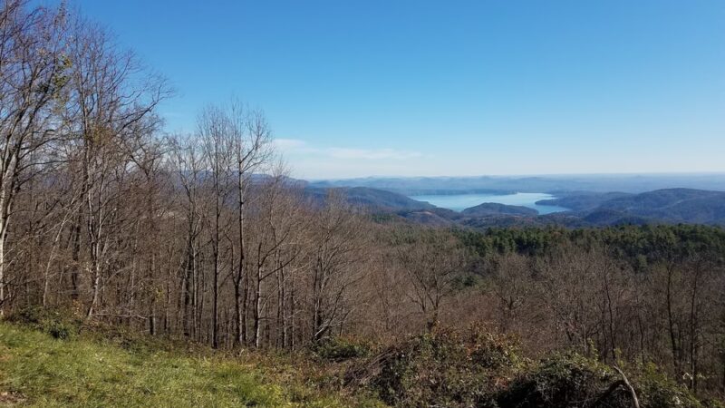 Foothills Trail - Fish Hatchery Rd Trailhead - Tamassee, SC