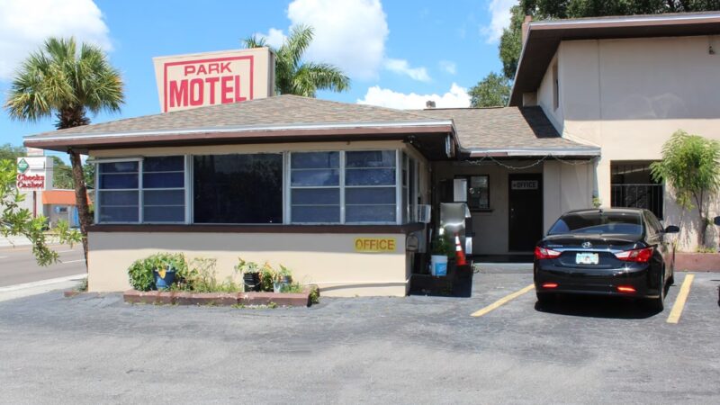 Park Motel - Tampa, FL
