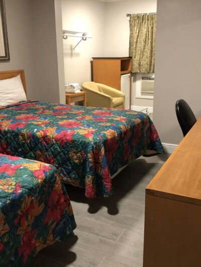 Park Motel - Tampa, FL