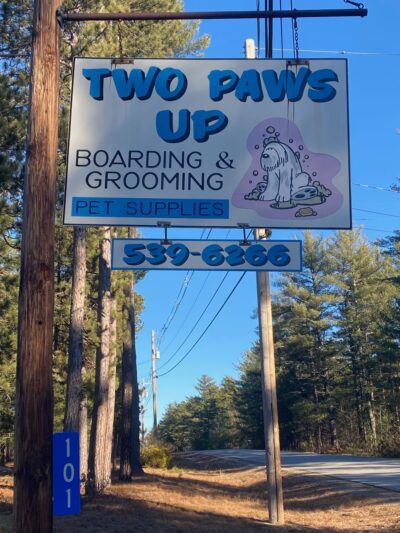 Two Paws Up, LLC - Tamworth, NH