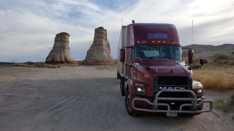 Elephant’s Feet Parking - Tonalea, AZ