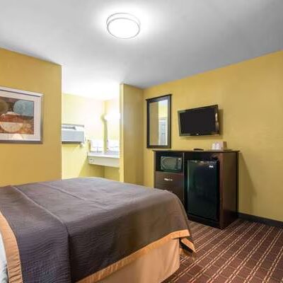Rodeway Inn - Towanda, PA