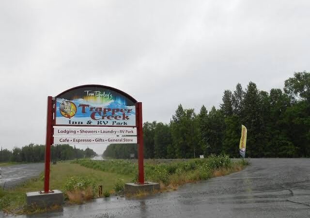 Trapper Creek Inn & RV Park - Trapper Creek, AK