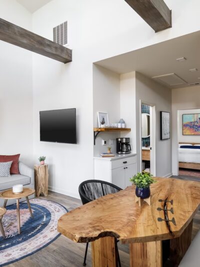 The Station by Compo Hotels - Travelers Rest, SC