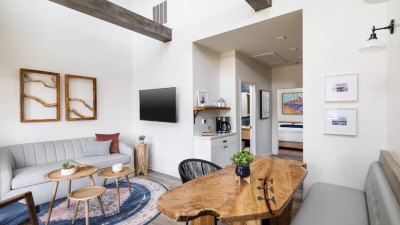 The Station by Compo Hotels - Travelers Rest, SC