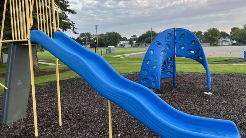TRUMAN PLAYGROUND - Truman, MN