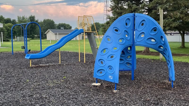 TRUMAN PLAYGROUND - Truman, MN