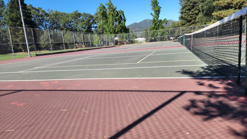 Oak Manor Park - Ukiah, CA
